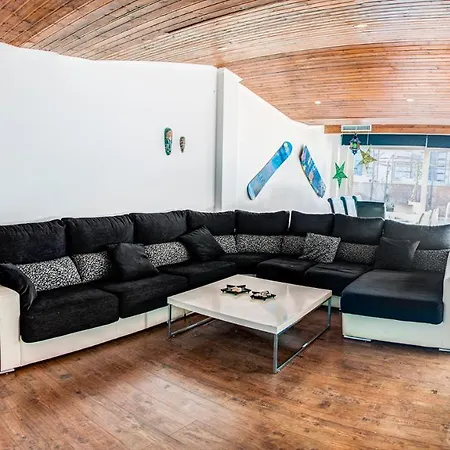 Atic Apartment *